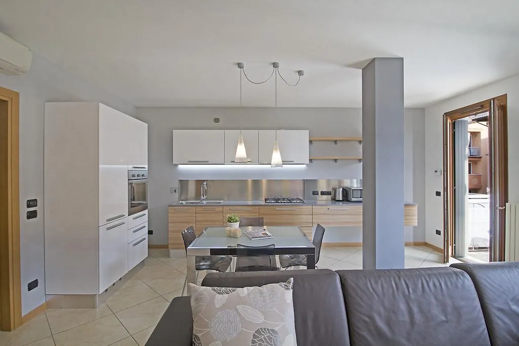 Il Parco Luxury Apartment Salo Italy