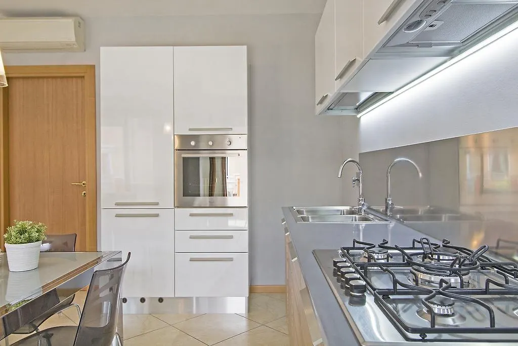Holiday home Il Parco Luxury Apartment Salo Italy